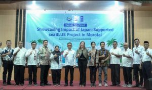 Sekda Pulau Morotai, Muhammad Umar Ali bersama rombongan dari Jepang (Foto: Istimewa)