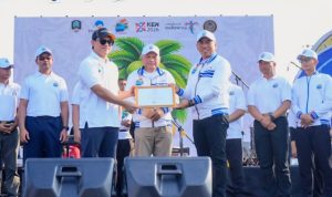Wagub Malut, Sarbin Sehe (tengah) membuka dengan resmi Morotai Festival 2026.